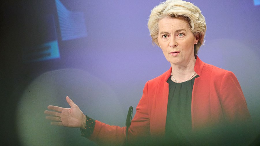 Ursula von der Leyen talar